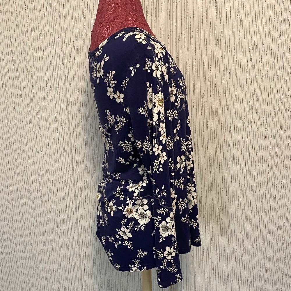 Cathy Women Blouse Size Large Floral Navy Long Sleeves - Picture 3 of 8
